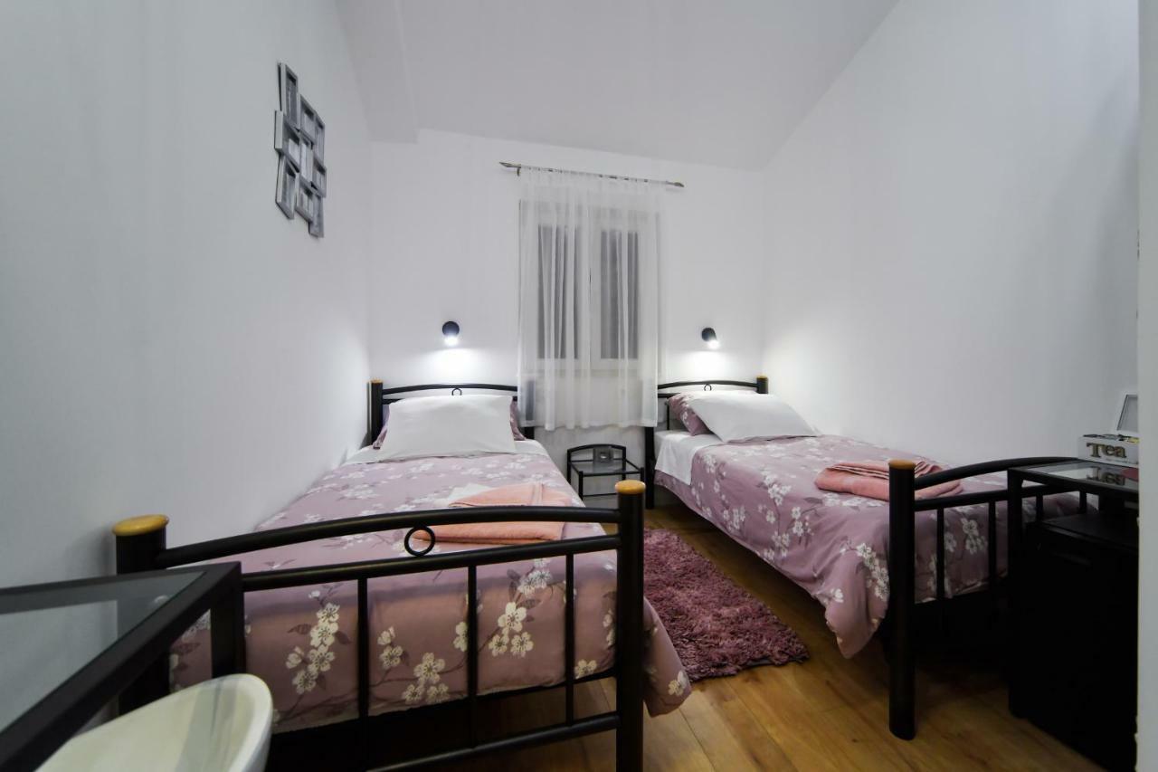 Rooms Nekic Zadar Buitenkant foto