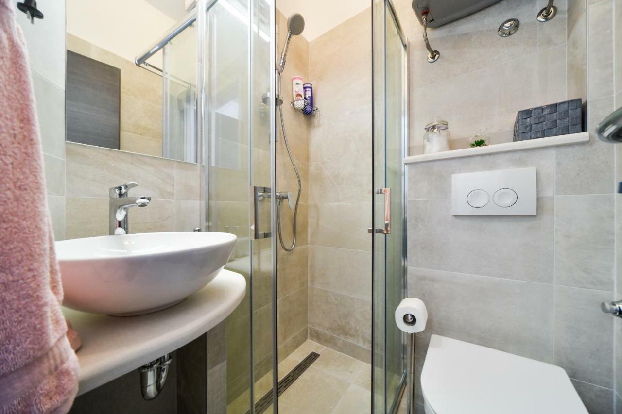 Rooms Nekic Zadar Buitenkant foto